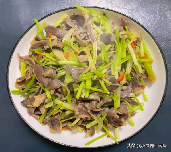寒冬到了，湖南人愛吃這菜，比肉還受歡迎，香辣入味，太解饞了