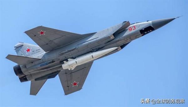 俄羅斯噩耗傳來，戰鬥機摔成兩截，飛行員死裡逃生，高層下令徹查