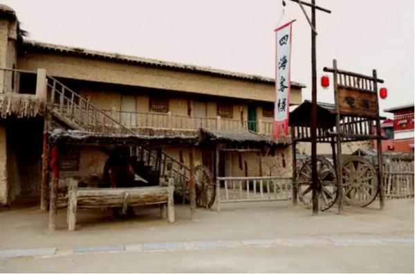 “客官打尖還是住店？”這打尖二字，為什麼是吃飯的意思？