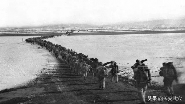 抗美援朝：彭德懷與麥克阿瑟是如何鬥智鬥勇，引領戰局的？