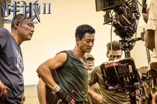 吳京身高多少?《戰狼2》一張獄照曝光了他真實身高 吳京身高多少?《戰狼2》一張獄照曝光了他真實身高