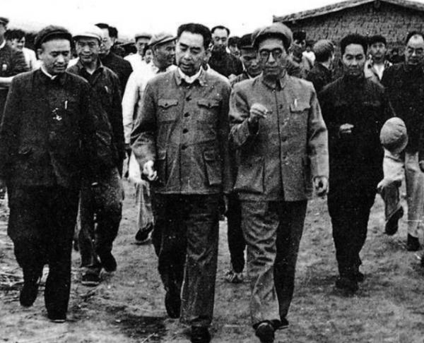 19歲成為任弼時的警衛隊長,擔任新中國副總理,秘書後來是副主席 19歲成為任弼時的警衛隊長,擔任新中國副總理,秘書後來是副主席