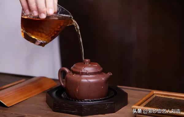 把茶湯水直接留在壺裡包漿出得更快？大錯特錯