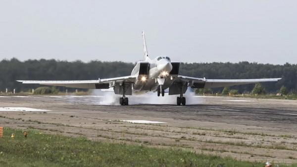 75架運輸機震撼行動！俄羅斯空天軍的&OpenCurlyDoubleQuote;大手筆&rdquo;，中國如何學習？