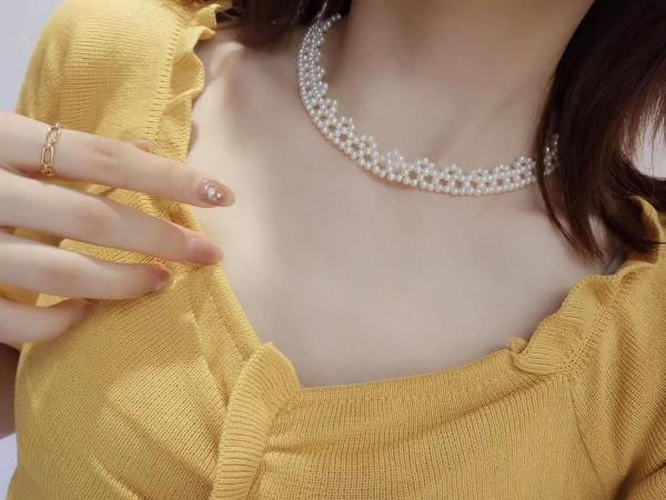 女生喜歡的珍珠頸鍊有哪幾款,戴出美麗的天鵝頸,找到適合自己的 女生喜歡的珍珠頸鍊有哪幾款,戴出美麗的天鵝頸,找到適合自己的