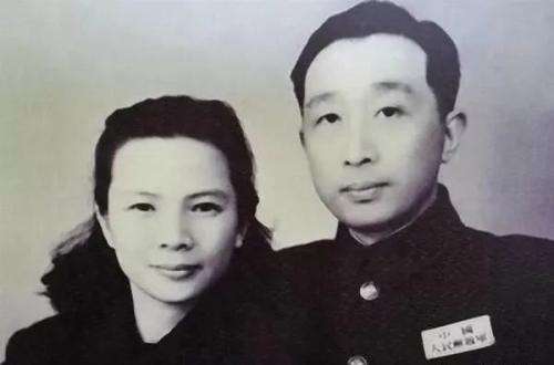 張學思妻謝雪萍：晚年三見張學良，直言“聽到他的口頭禪很心痛”