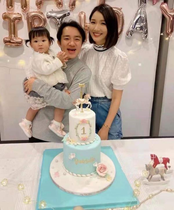 費盡心思追到了“國際華裔小姐”,身高163的王祖藍是怎麼做到的? 費盡心思追到了“國際華裔小姐”,身高163的王祖藍是怎麼做到的?