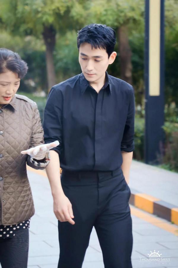 朱一龍先生：一位謙卑的藝術朝聖者