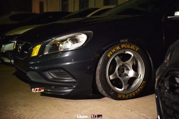 屬於iAcro的平安夜是什麼畫風？