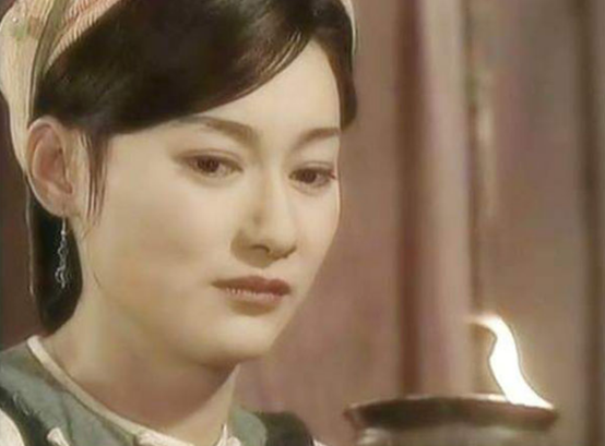 當過舞女做過乞丐,曾抑鬱自殺的惠英紅,為何被章子怡稱為";神";? 當過舞女做過乞丐,曾抑鬱自殺的惠英紅,為何被章子怡稱為";神";?