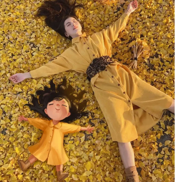 現實版時空穿越:網友曬真人與動漫合影,驚豔還原童年的自己 現實版時空穿越:網友曬真人與動漫合影,驚豔還原童年的自己