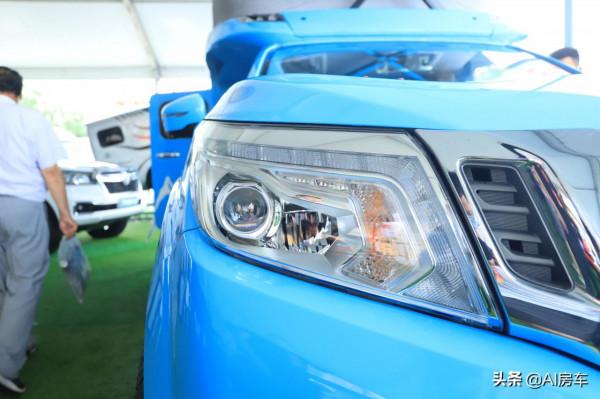 實拍日產越野房車！四驅2&period;5L&plus;7AT動力，配全套吃住功能，可下地庫