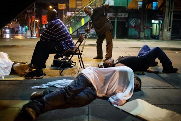 三件事:美國設首個大煙館;法國對英國動手;印度農民自殺率飆升 三件事:美國設首個大煙館;法國對英國動手;印度農民自殺率飆升