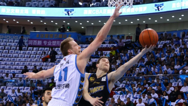 休賽期最瘋狂的球隊！李春江拿到滿級號！不拿冠軍就是失敗？