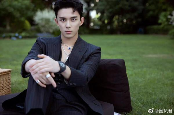 長得醜就別穿西裝！這6位將西裝穿到極致，告訴你什麼才是真帥哥