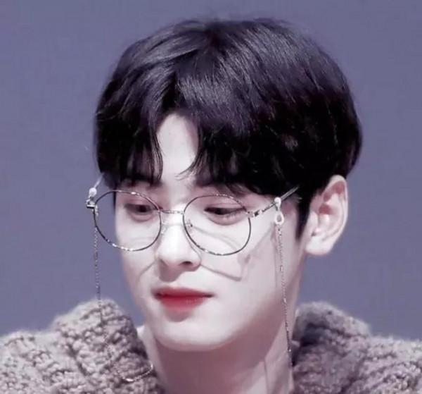 無法直視！變成“發麵饅頭”後關曉彤認不出、臉蛋天才變油膩大叔