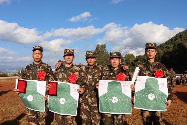 直擊武警新兵實彈射擊訓練