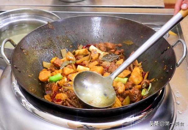 大盤雞要不要先焯水？很多人都做錯了，難怪不好吃，廚師長教你做