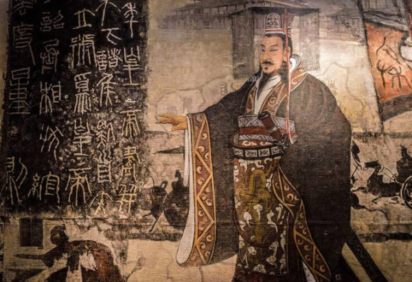 1992年，陝西出土&OpenCurlyDoubleQuote;金柄鐵劍&rdquo;，專家：金是陪襯，&OpenCurlyDoubleQuote;鐵&rdquo;才最珍貴