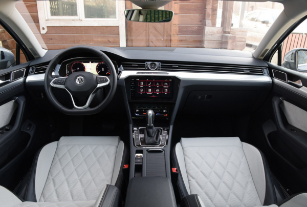 沒想到,合資B級車捲到這個程度了,看這三款車的售價降幅便知 沒想到,合資B級車捲到這個程度了,看這三款車的售價降幅便知