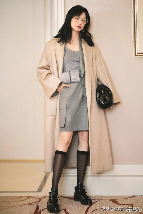 42歲的姚晨常年堅持鍛鍊，身形纖細無贅肉，果然越自律與自由