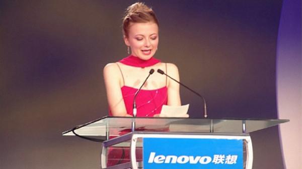 美國飛虎隊孫女定居中國，成為央視著名主持人，稱加入中國很自豪