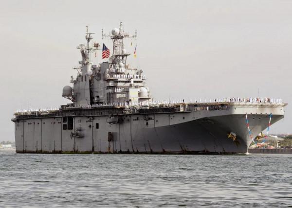 LHD“黃蜂”級兩棲攻擊艦圖集（222圖）