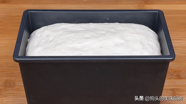 麵包這樣做簡單又好吃,不用揉出膜,蓬鬆柔軟,想失敗都難 麵包這樣做簡單又好吃,不用揉出膜,蓬鬆柔軟,想失敗都難