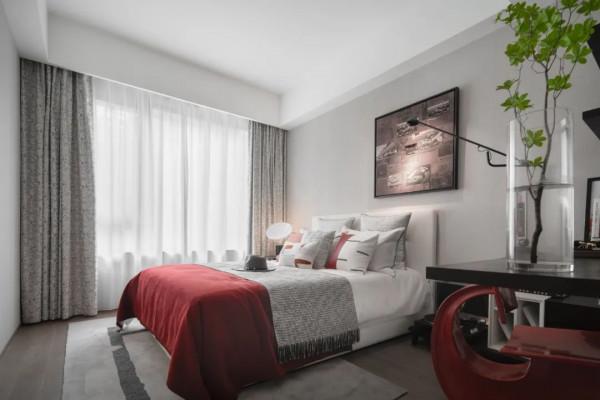 黑白主色調與紅色的和諧搭配,自由與儀式感兼得的設計 黑白主色調與紅色的和諧搭配,自由與儀式感兼得的設計