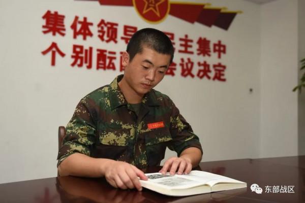 這7個新兵,二次入伍 這7個新兵,二次入伍