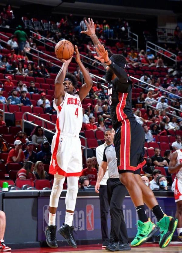 火箭隊榜眼秀漸入佳境,13號秀依然無解,OG要當新“龍王” 火箭隊榜眼秀漸入佳境,13號秀依然無解,OG要當新“龍王”