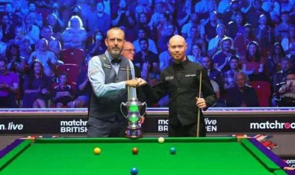 斯諾克現役球員中拿下排名賽冠軍年齡最大的三位選手：均超過45歲