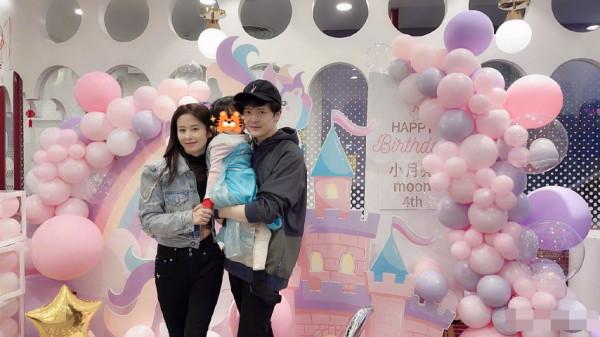 穎兒在明星餐廳為女兒慶生，場面隆重眾人捧場，郭碧婷紅衣成主角