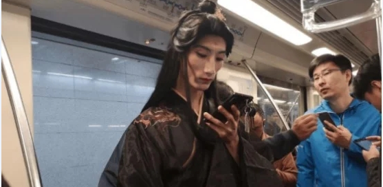 1.8米的漢服仙俠,髮髻又高又有女人味,可以嗎? 1.8米的漢服仙俠,髮髻又高又有女人味,可以嗎?