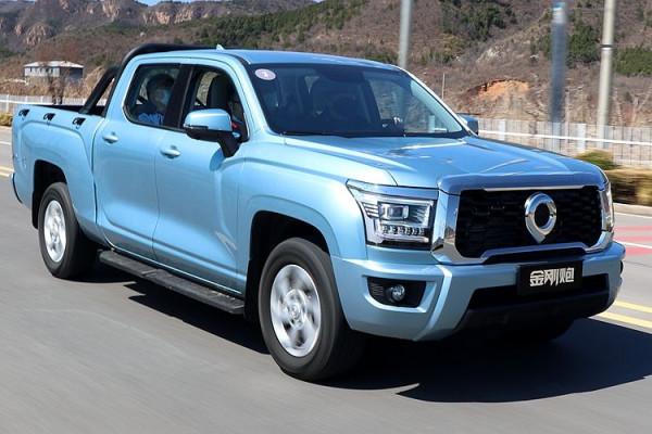 緊跟潮流的商用皮卡！試駕長城皮卡金剛炮