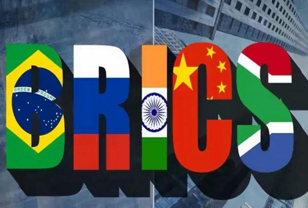 2010年我國GDP是金磚5國總和的53%,現在是多少? 2010年我國GDP是金磚5國總和的53%,現在是多少?
