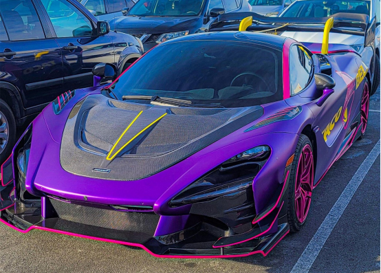 首次在街上發現如此搶眼的邁凱輪720S，車主還進行二次創作