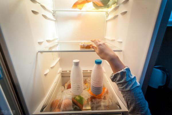 隔夜飯會致癌？醫生教你正確儲存剩菜，這樣處理不怕生病