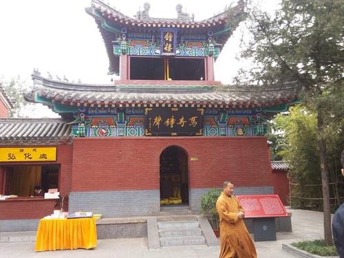 河南千年寺廟，也是我國首個4A景區，人氣很高香火旺盛