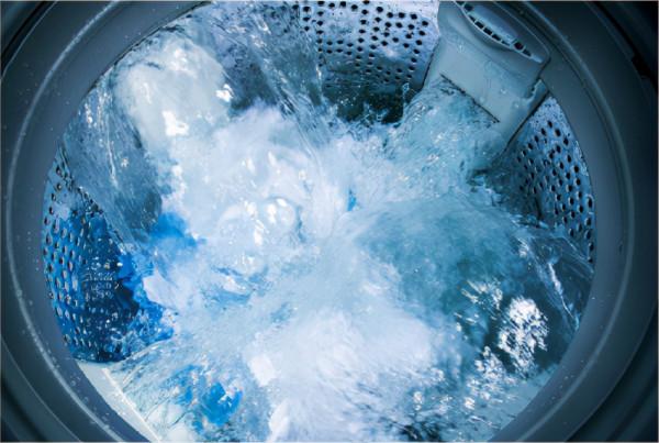 科技護身，日立波輪洗衣機智享健康洗護新生活