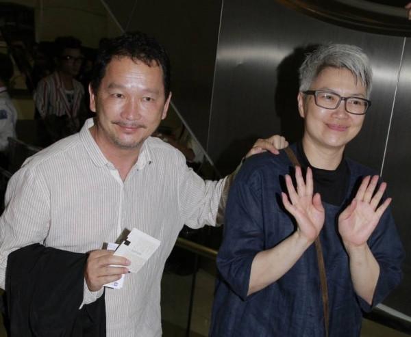 廖啟智病逝半年,妻子陳敏兒走出喪夫陰霾,露出笑臉與好友聚會 廖啟智病逝半年,妻子陳敏兒走出喪夫陰霾,露出笑臉與好友聚會