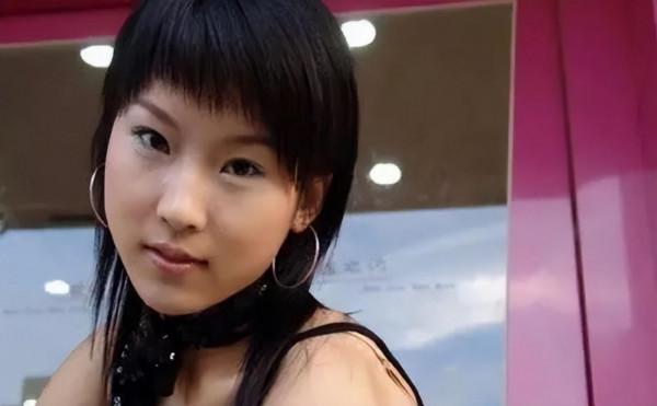 8位“換頭改命”的女明星，楊紫臉蛋已僵硬，鞠婧禕靠換頭出圈