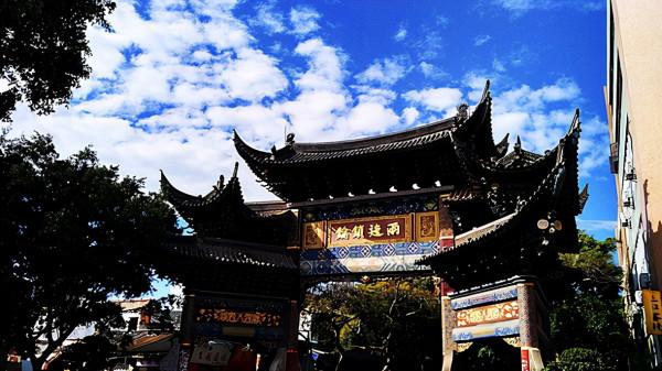 屬牛寶名大全：「吳」姓眉目如畫的女孩名字，念來朗朗上口