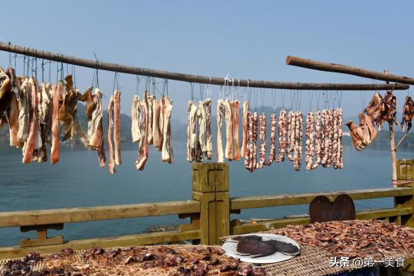 醃醬油肉，比臘肉簡單，肥肉不膩瘦肉不柴，放一年不壞，配料詳細