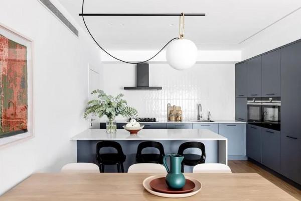 135平米的家不愛奢華愛素雅，讓一家四口都成為空間的主角