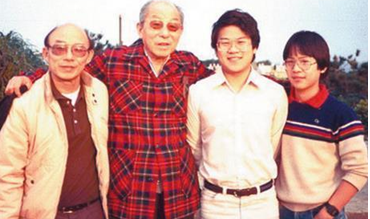 1994年,一美國航天學家來到張作霖墓前說:我代表您兒子來看您 1994年,一美國航天學家來到張作霖墓前說:我代表您兒子來看您