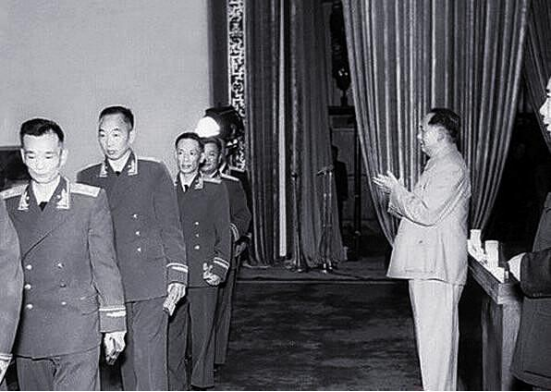 1955年毛主席接見曾澤生，談話中，毛主席：不讓你入黨是有道理的