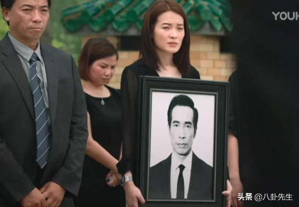 《飛虎之壯志英雄》:用最強大的港劇陣容,拍出最爛的合拍劇 《飛虎之壯志英雄》:用最強大的港劇陣容,拍出最爛的合拍劇