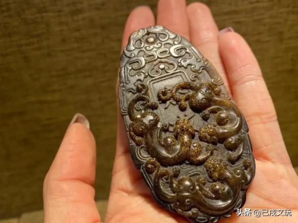 今年很火的這種手串一般人見不到，也買不到，太稀缺了