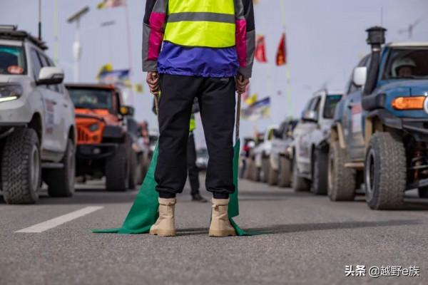 一分鐘解讀“T3”,激情穿越點燃巴丹吉林 一分鐘解讀“T3”,激情穿越點燃巴丹吉林